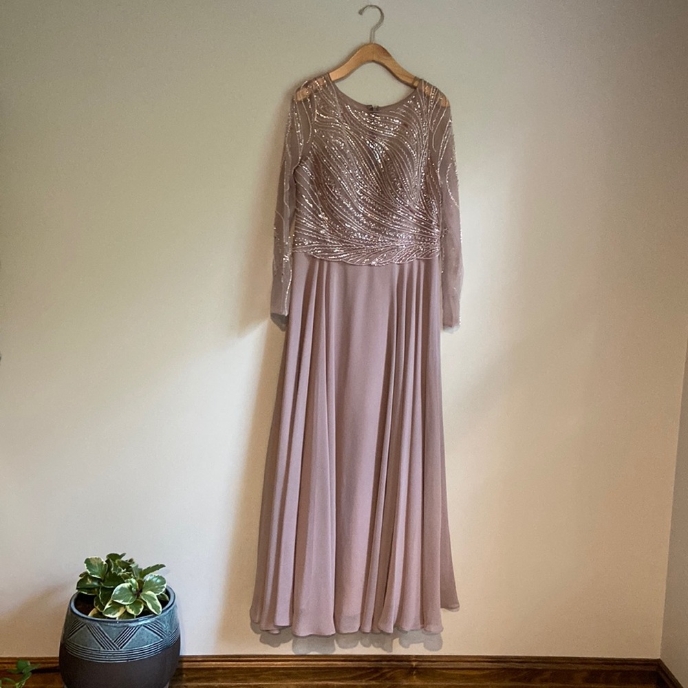 Worn once: Xscape Blush Formal Dress